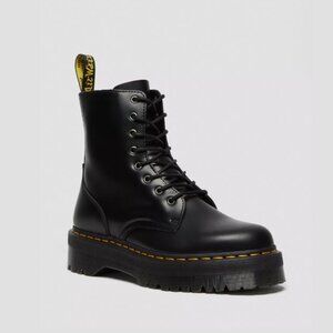 Dr. Marten Jadon Platform
